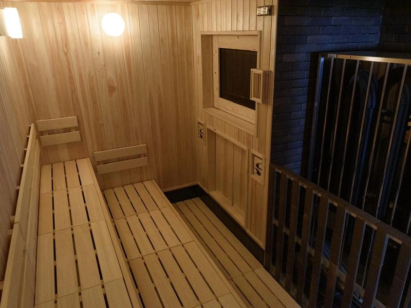 昭和遠赤 -Super Dry Sauna-